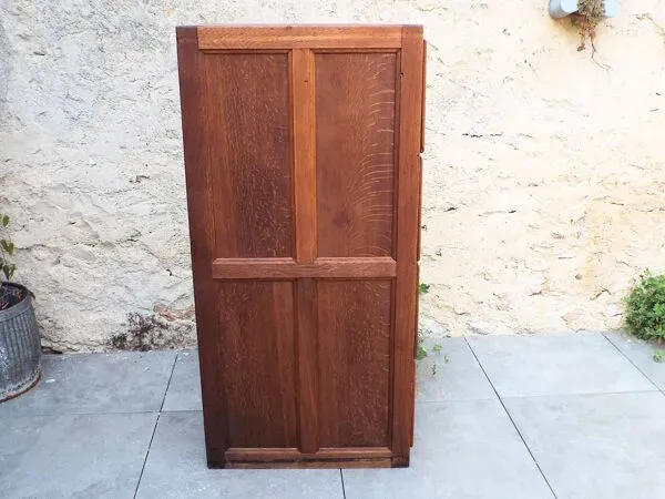 Illustration numéro 4 du produit Meuble de métier