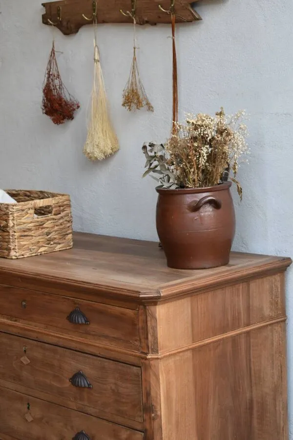 Illustration numéro 4 du produit Commode en chêne