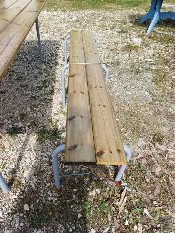 Illustration numéro 4 du produit Table Industrielle ou de Collectivité avec Bancs