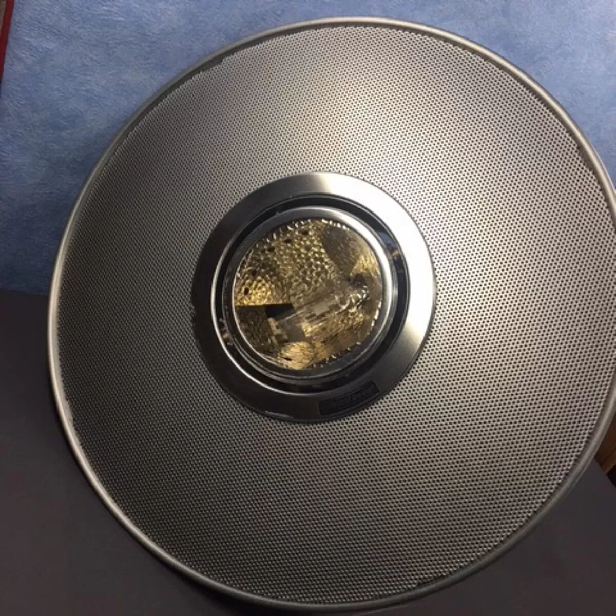 Illustration numéro 4 du produit Suspension industrielle Baro