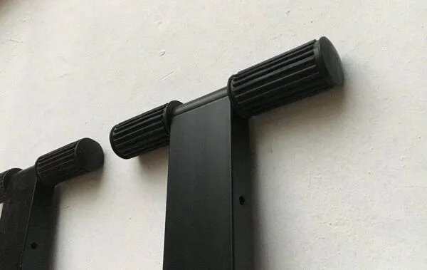 Illustration numéro 4 du produit Étagère italienne postmoderne par Rodney Kinsman pour Bieffeplast, années 1980