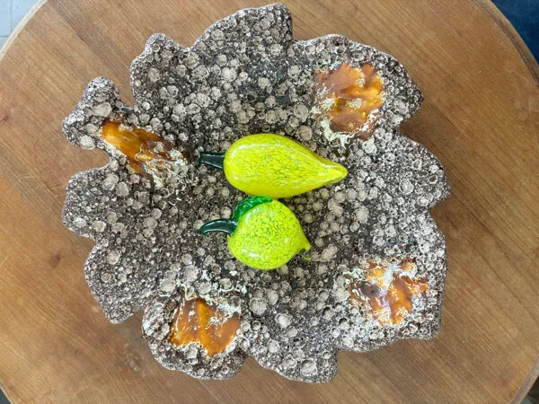 Illustration numéro 4 du produit Plateau Fat Lava années 60 Vallauris