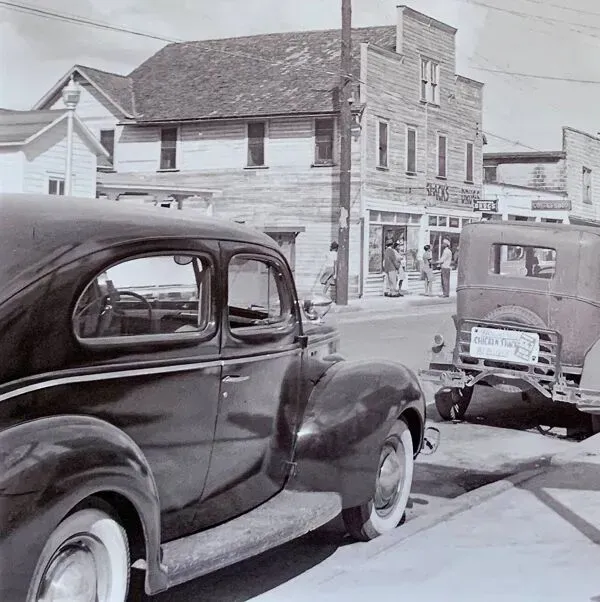 Illustration numéro 4 du produit Photographie d'art ''Daytona Beach, 1943 – L’Amérique en vitrine