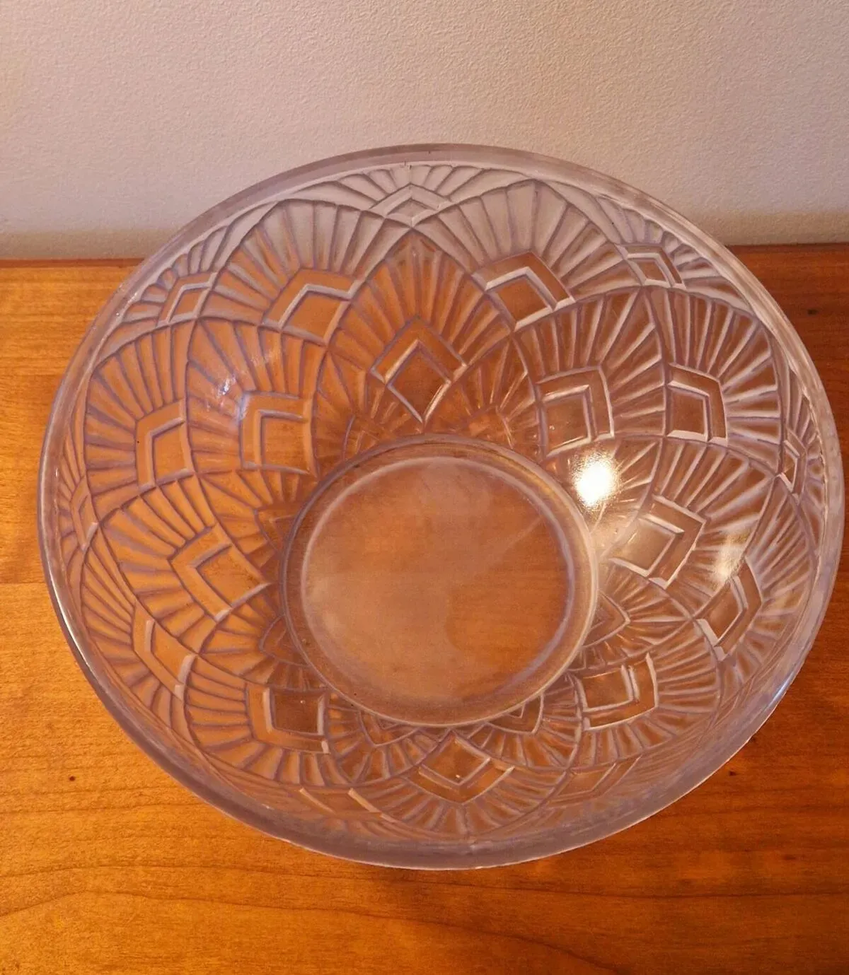 Illustration numéro 4 du produit Coupe Art déco 1920 signée Le Lorrain