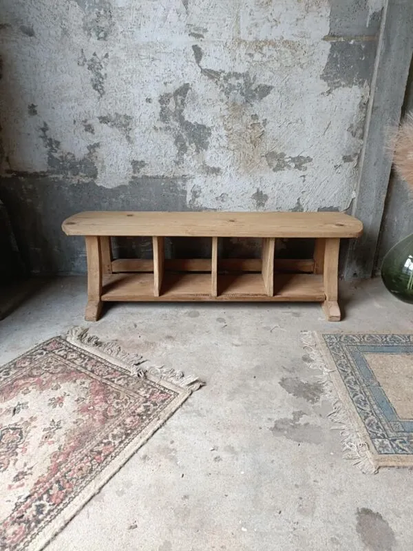 Illustration numéro 4 du produit Banc d'entrée