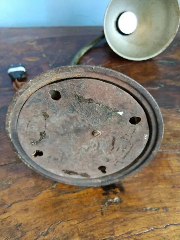 Illustration numéro 4 du produit Lampe de bureau Christian Dell