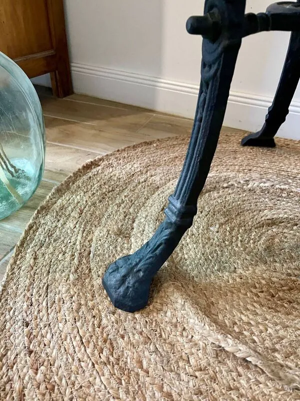 Illustration numéro 4 du produit Table de pub anglais circa 1901