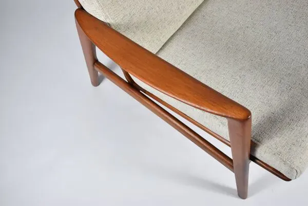 Illustration numéro 4 du produit Fauteuil d'origine entièrement restauré, icône scandinave des années 60