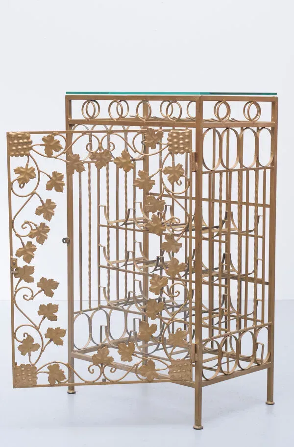 Illustration numéro 4 du produit Meuble bar à cocktails, années 1950, italie