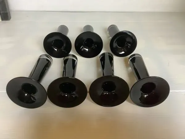 Illustration numéro 4 du produit Sept vases bougeoirs pâte de verre Maria Vinka