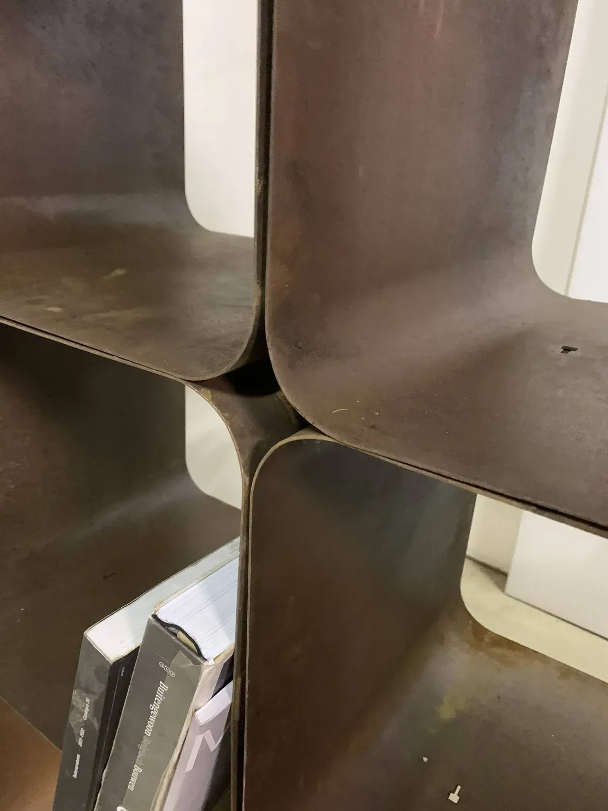 Illustration numéro 4 du produit Space Bibliotheque sculpture 1970