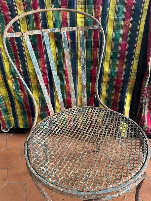 Illustration numéro 4 du produit Chaise de jardin en fer peint XIXe