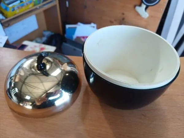 Illustration numéro 4 du produit Seau à glace Pomme Vintage - Freddotherm (Design Space Age) ​