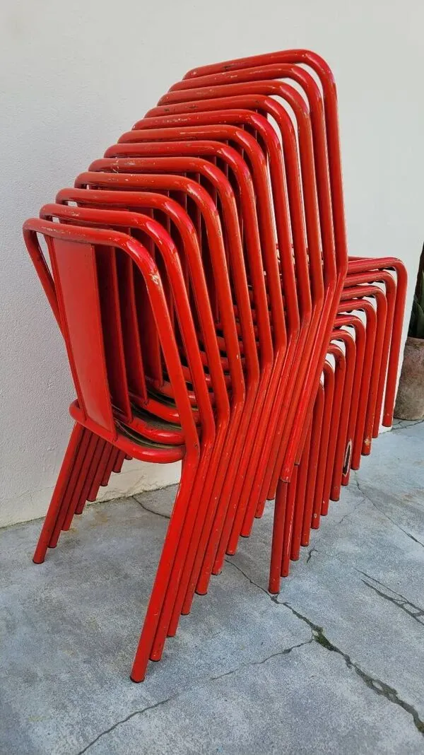 Illustration numéro 4 du produit Série de 12 chaises de bistrot Tolix de Xavier Pauchard modèle T4 - 1950s