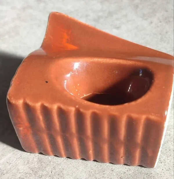 Illustration numéro 4 du produit Saucière moderniste en céramique italienne, années 60