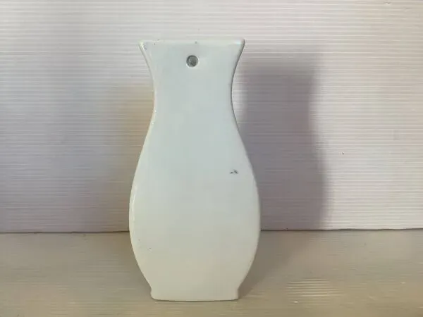 Illustration numéro 4 du produit Vase papillons