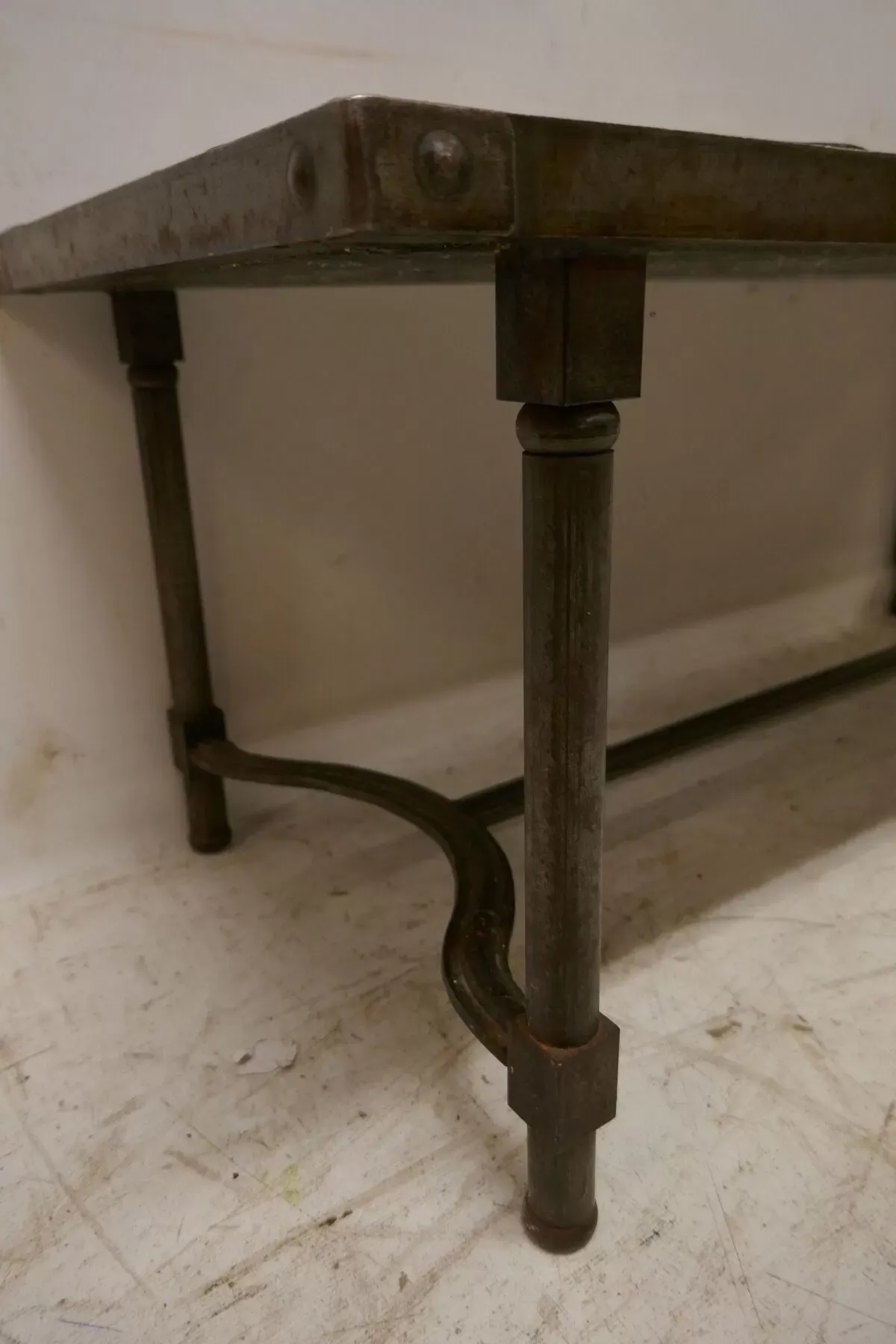 Illustration numéro 4 du produit Table basse plateau ardoise