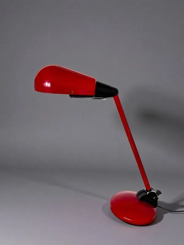 Illustration numéro 4 du produit Lampe articulée vintage – Métal rouge – France 1970/80