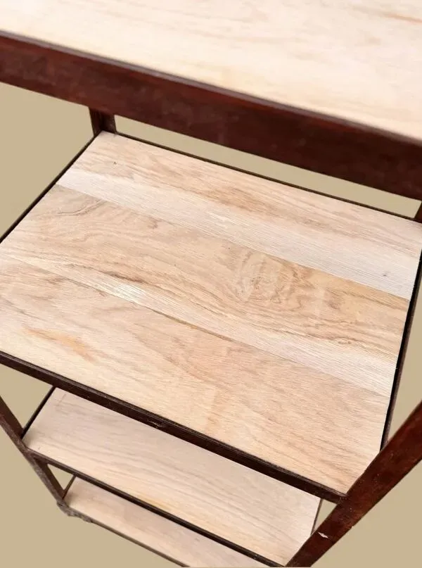 Illustration numéro 4 du produit Ancienne étagère industrielle, meuble d’atelier