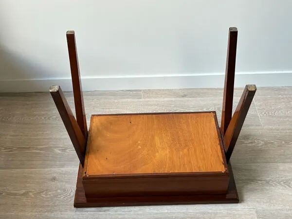 Illustration numéro 4 du produit Table base vintage 70’