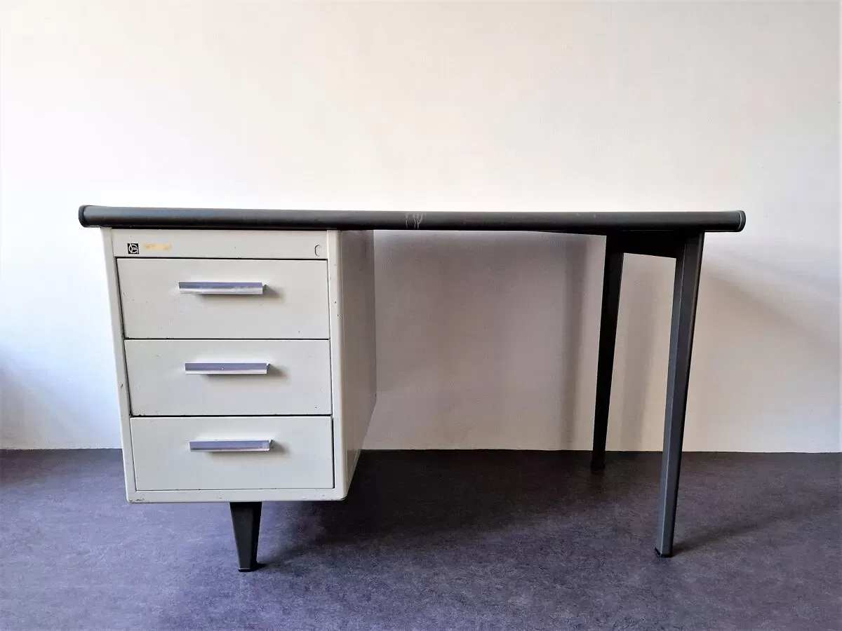 Illustration numéro 4 du produit Bureau industriel série 7800 par André Cordemeyer pour Gispen, années 1960