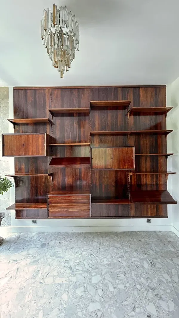 Illustration numéro 4 du produit Etagère modulaire murale Scandinave en palissandre, Poul Cadovius, Années 60