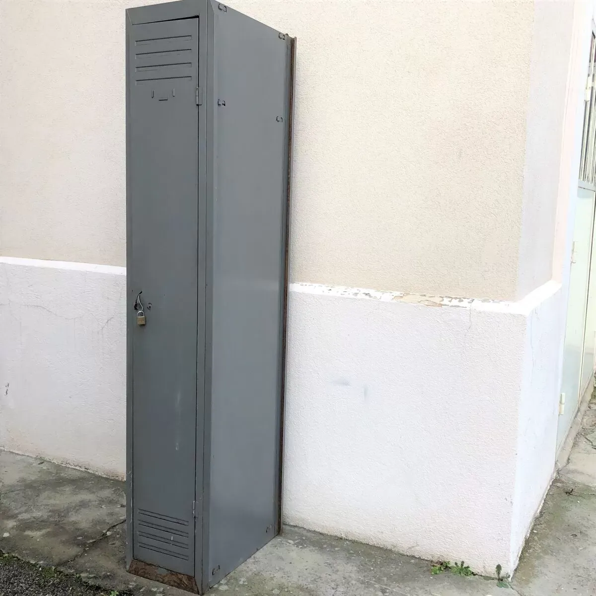 Illustration numéro 4 du produit Vestiaire usine