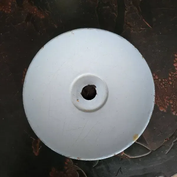 Illustration numéro 4 du produit Abat jour en tôle émaillée bleu