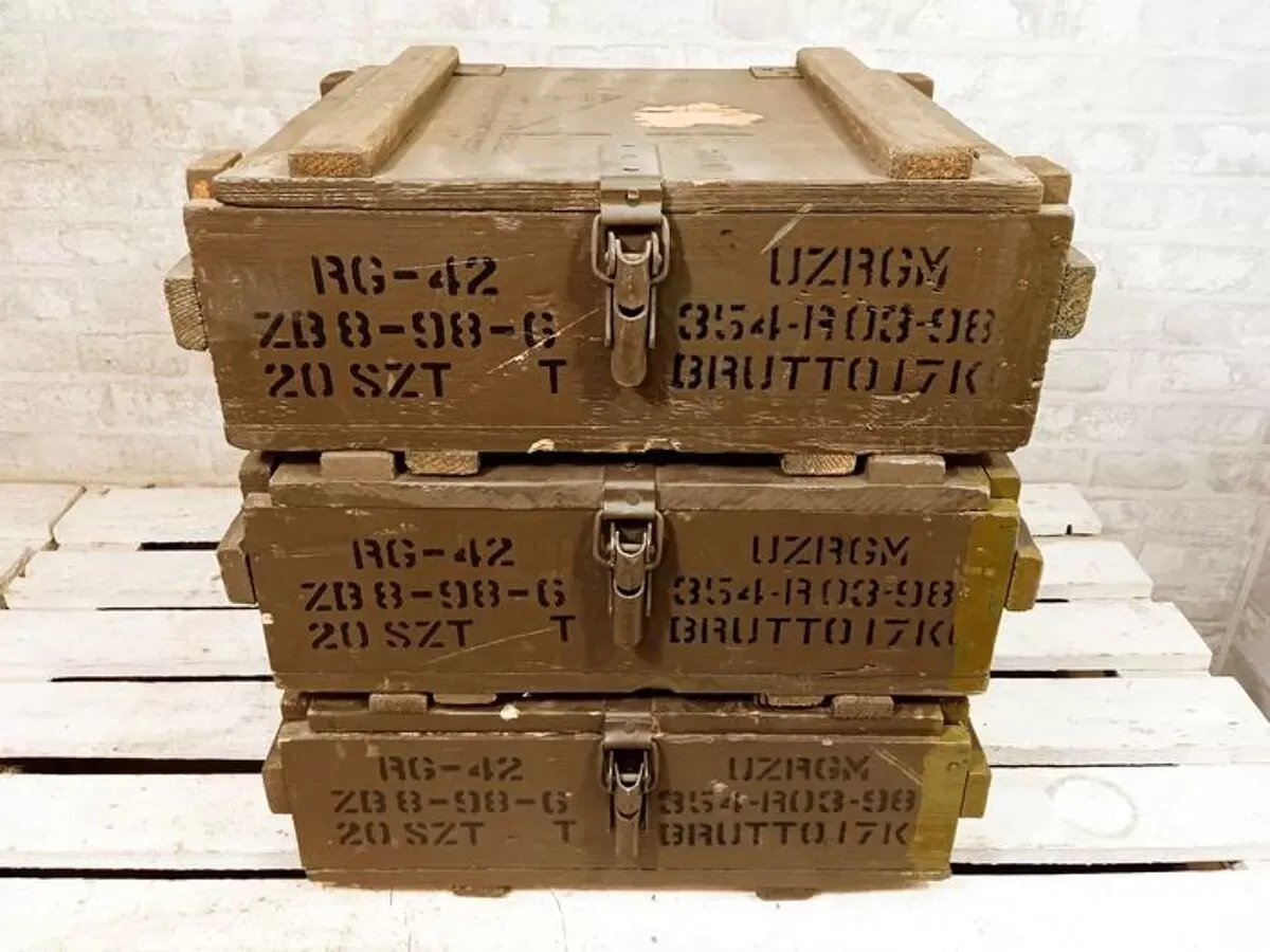 Illustration numéro 4 du produit 3 caisse industrielles