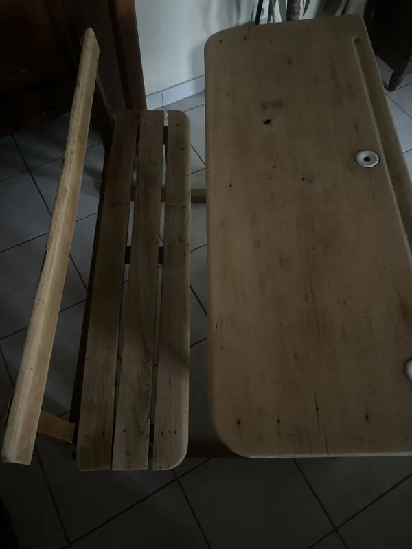 Illustration numéro 4 du produit Bureau écolier 2 places