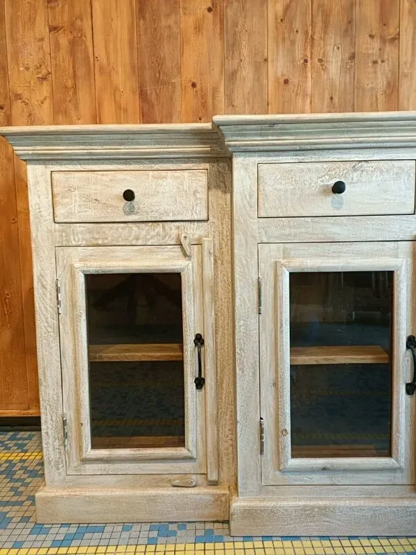 Illustration numéro 4 du produit Buffet / vitrine style indus/ colonial bois de manguier massif