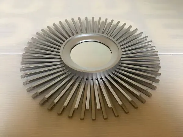 Illustration numéro 4 du produit Paire de miroirs soleil argenté