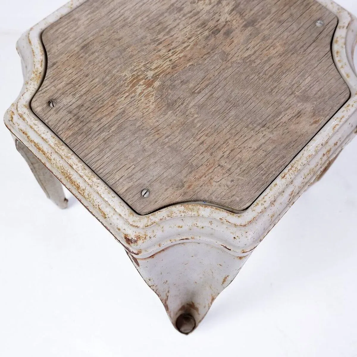 Illustration numéro 4 du produit 4 chaises en métal par Fibrocit, Belgique 1950