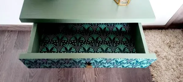 Illustration numéro 4 du produit Chevet vintage relooké