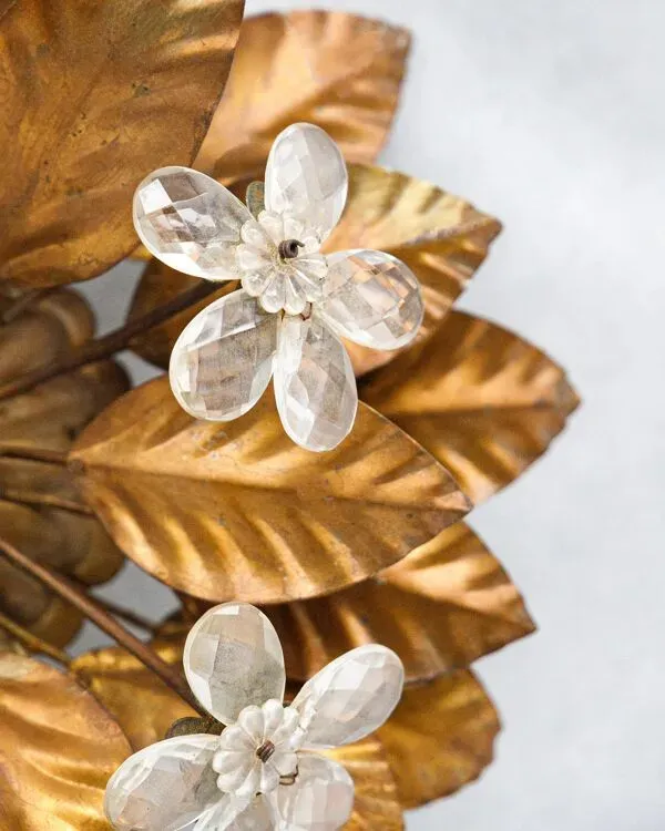 Illustration numéro 4 du produit Applique, plafonnier vintage en métal doré en forme de fleur