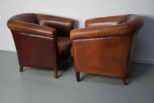 Illustration numéro 4 du produit Fauteuils de club en cuir couleur cognac néerlandais vintage, ensemble de 2