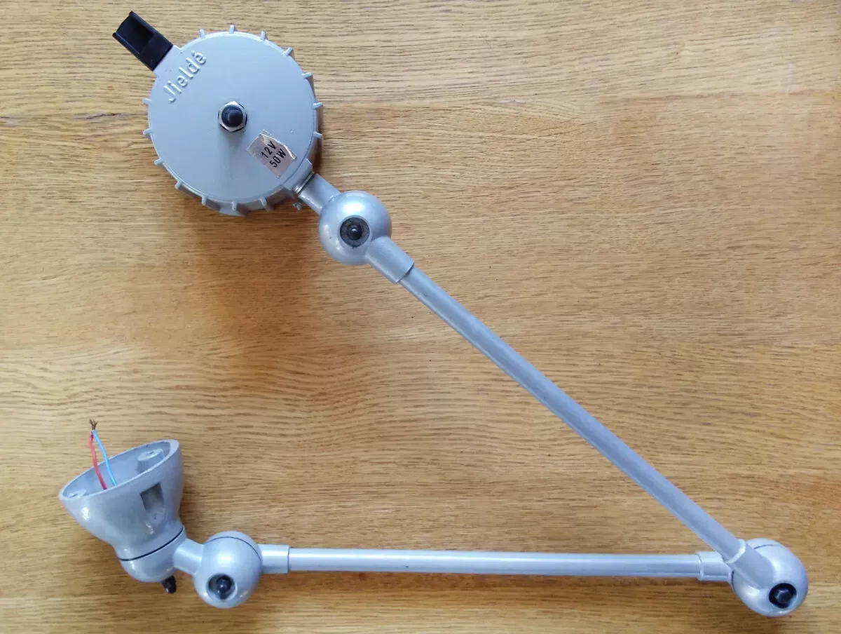 Illustration numéro 4 du produit Lampe industrielle Jieldé