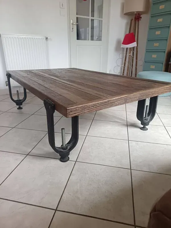 Illustration numéro 4 du produit Table basse