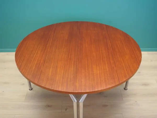 Illustration numéro 4 du produit Table demi-ronde en teck, design danois, années 1970, fabricant : Bent Krogh