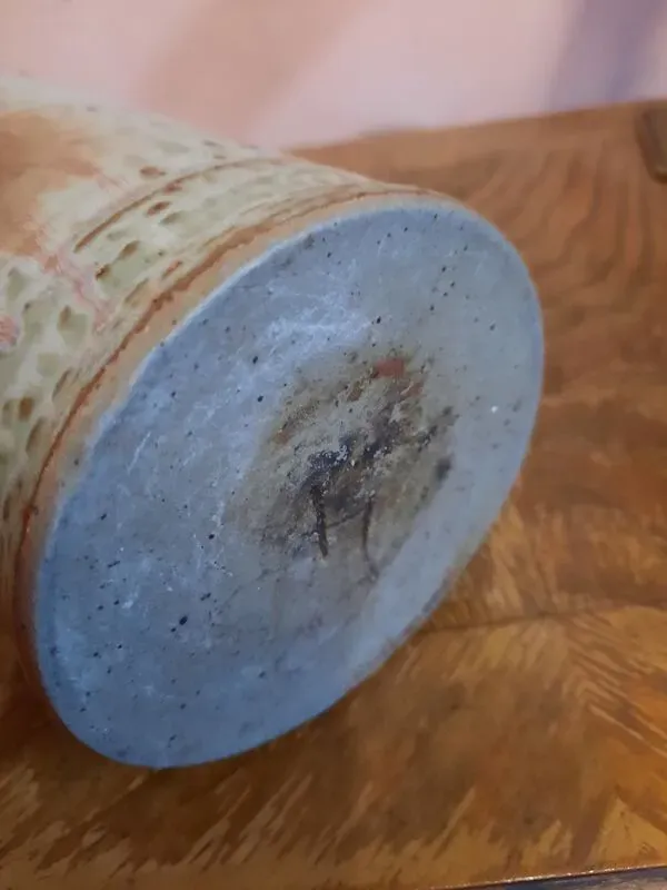 Illustration numéro 4 du produit Vase en grès