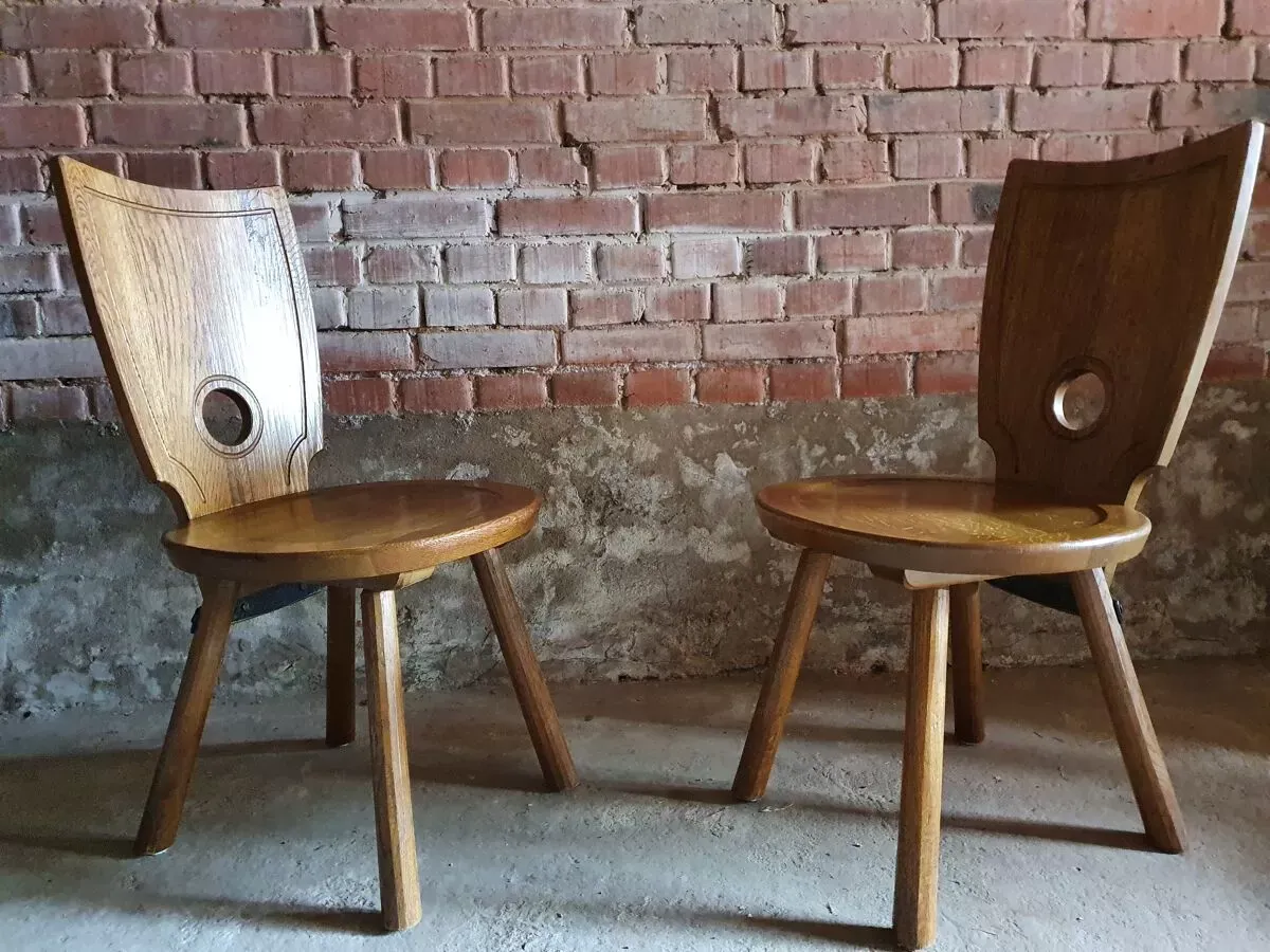 Illustration numéro 4 du produit set de deux chaises brutaliste