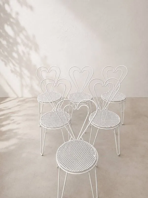Illustration numéro 4 du produit Chaise de jardin ''Cœur'' attribuée à Mathieu Matégot, métal perforé, années