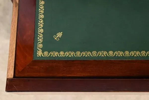 Illustration numéro 4 du produit Coiffeuse Écritoire en Acajou, époque Retour d’Égypte – Début XIXe