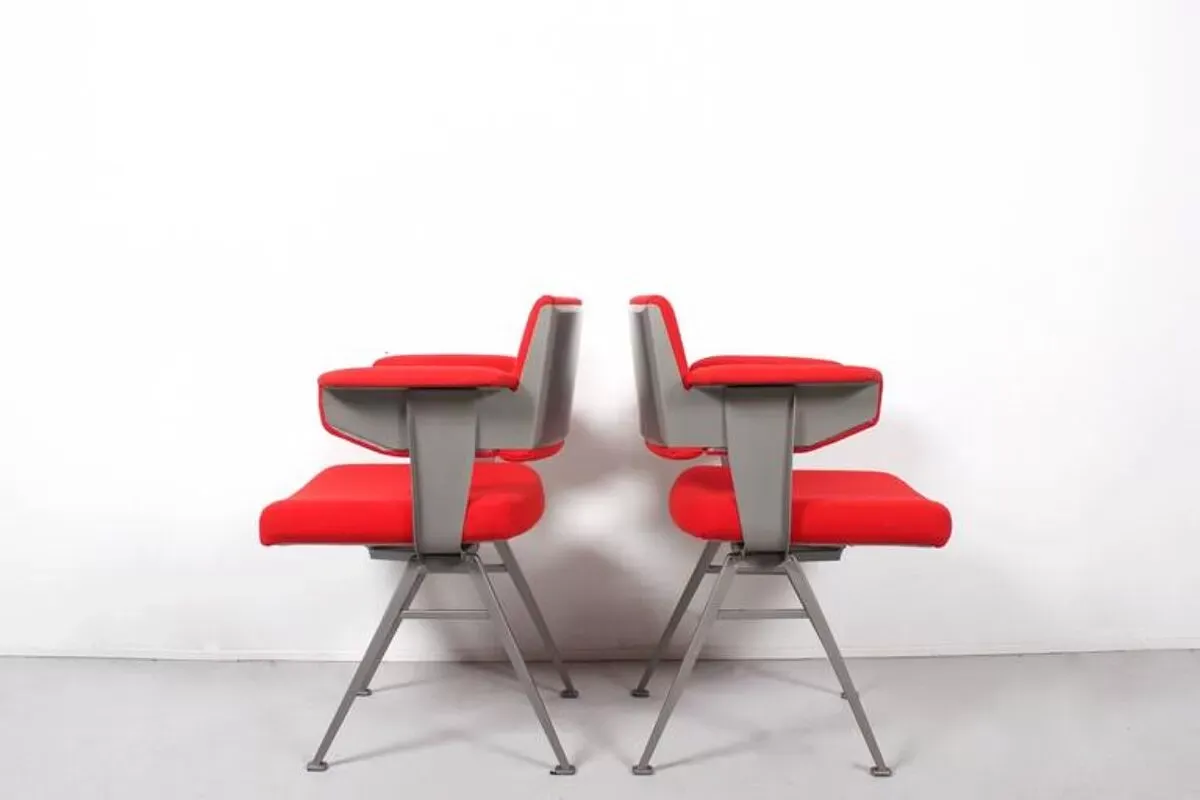 Illustration numéro 4 du produit Ensemble de 4 chaises Ahrend de Cirkel 'Resort' Friso Kramer