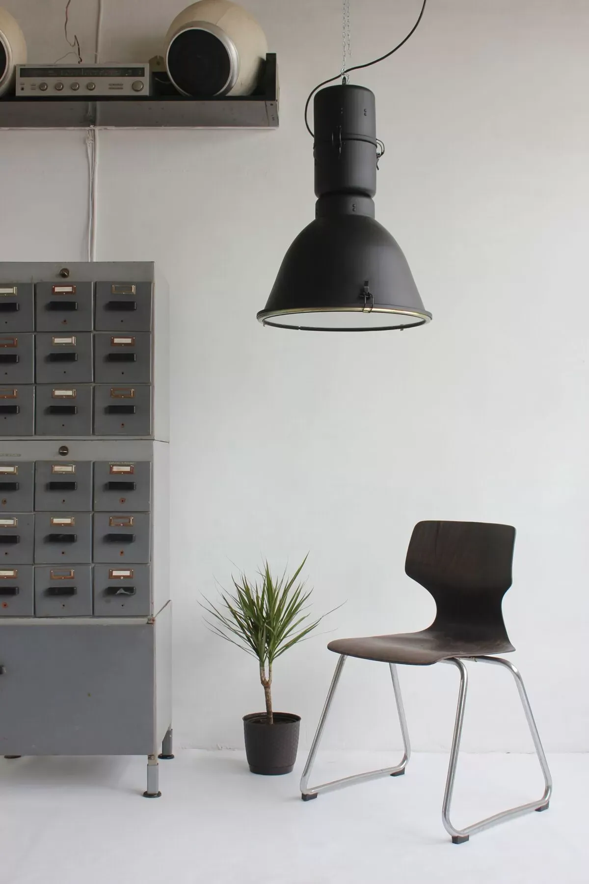 Illustration numéro 4 du produit Suspension industrielle elgo loft