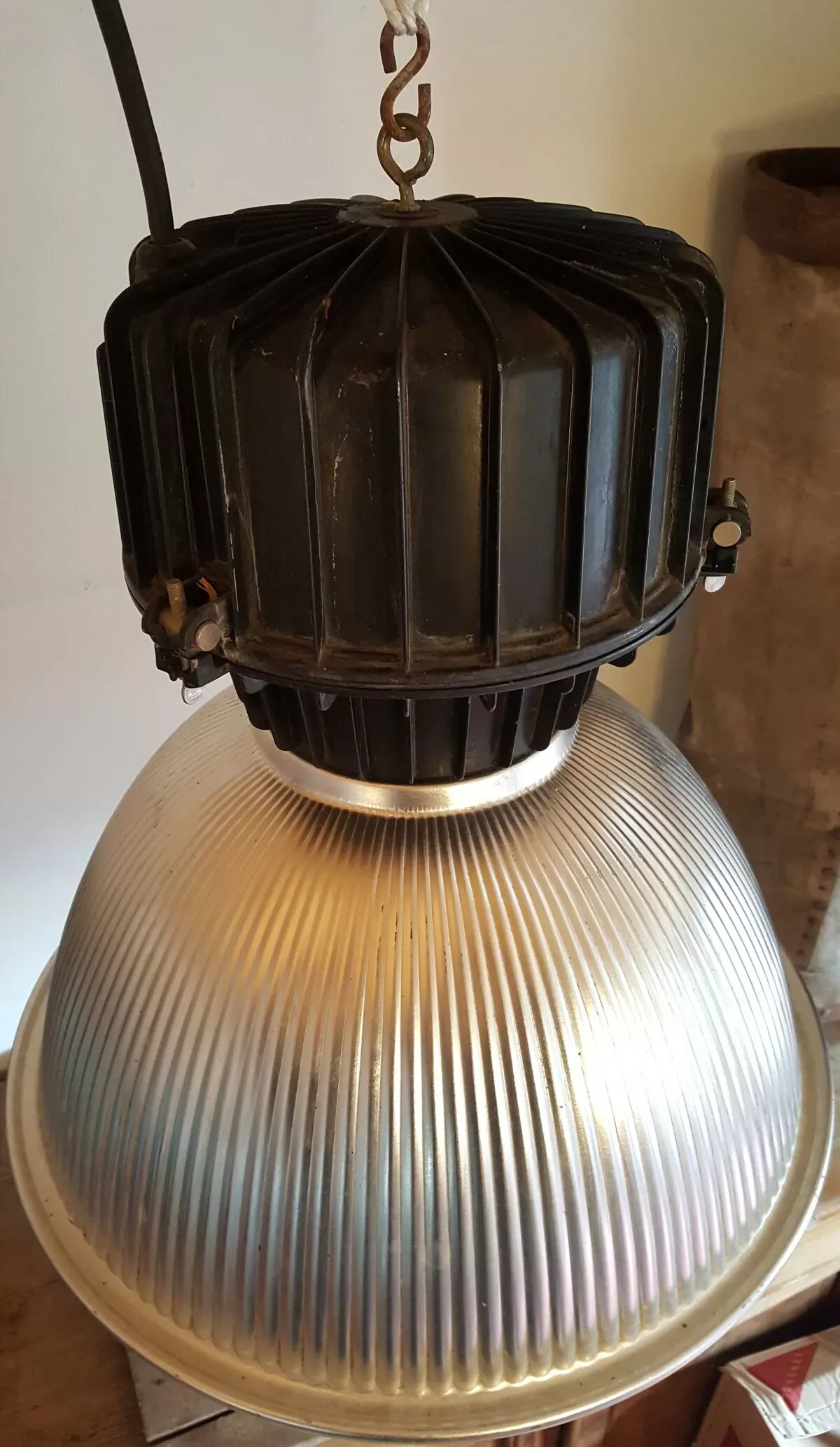 Illustration numéro 4 du produit Suspension industrielle