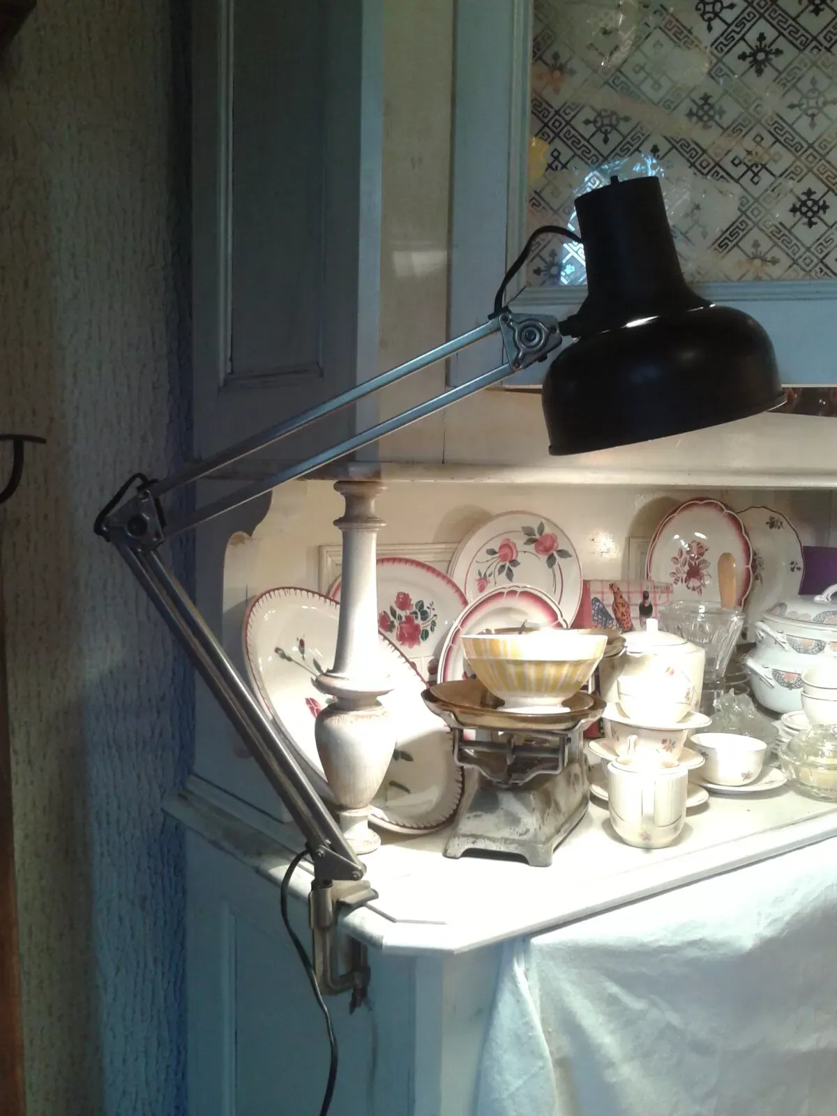 Illustration numéro 4 du produit Lampe industrielle atelier