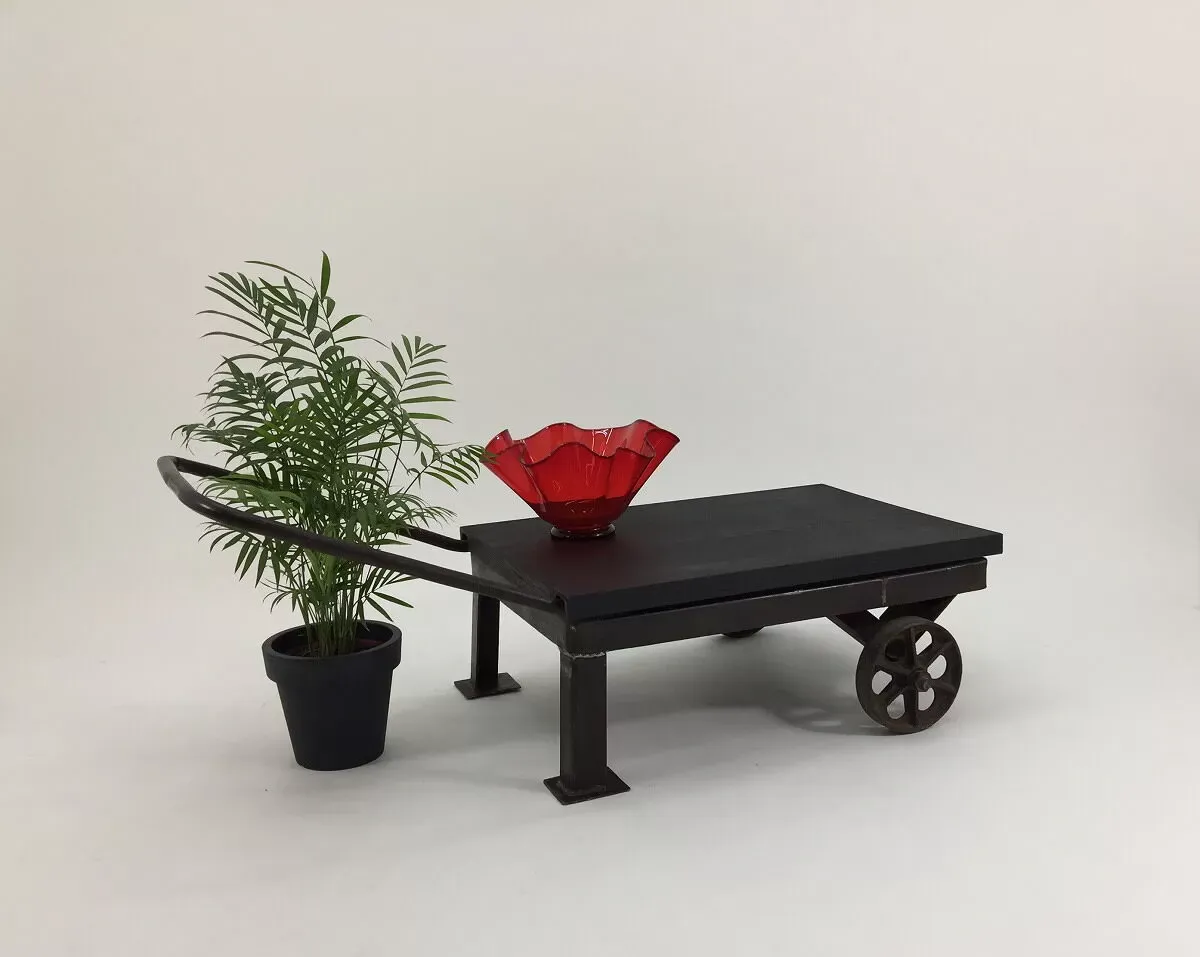 Illustration numéro 4 du produit Table à café industrielle chêne des marais naturels