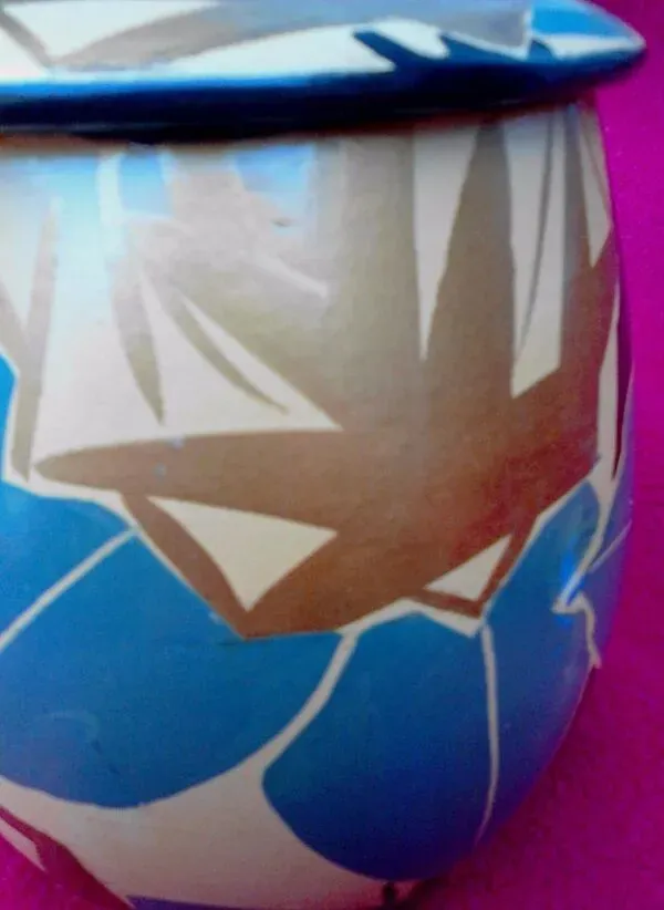 Illustration numéro 4 du produit Vase en céramique signé Louis Giraud