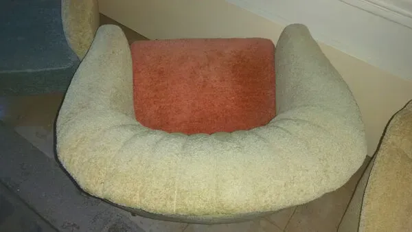 Illustration numéro 4 du produit Fauteuil  club design italien années 50-60  bi color